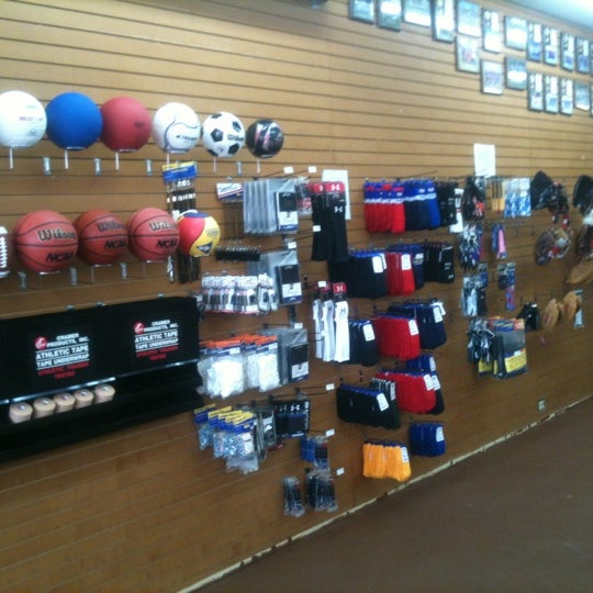 Shop sports 2