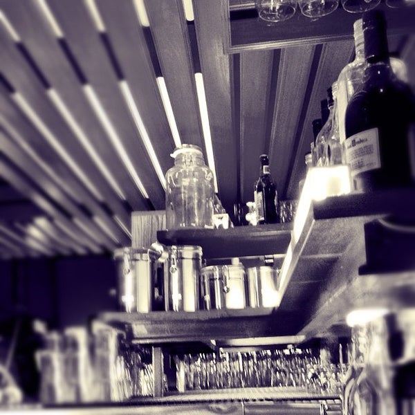 6/3/2012にBeth A.がHonor Kitchen &amp; Cocktailsで撮った写真