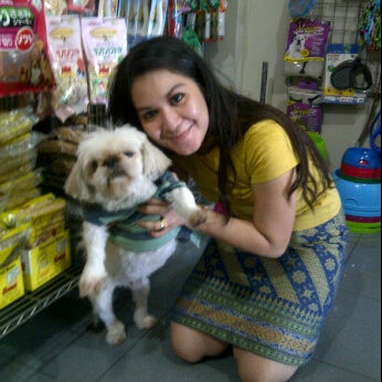 Max pet shop - Kelapa Gading - 1 tip from 122 visitors