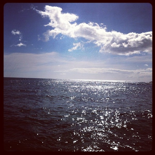 Kaiser Bowls Surf Spot in Waikiki