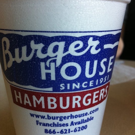 Photo taken at Burger House by Complete N. on 1/30/2011