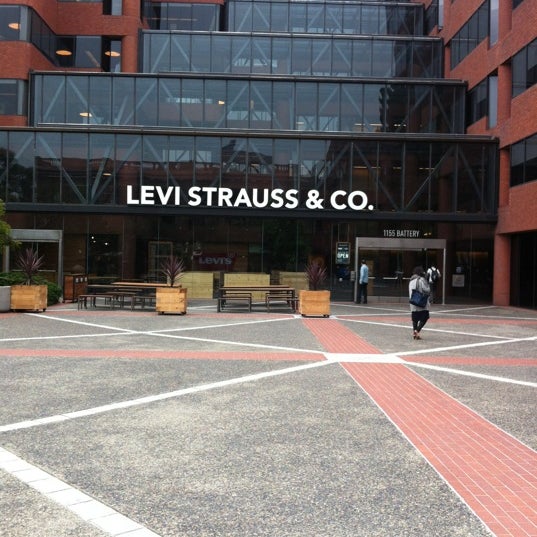 levi's lucky plaza