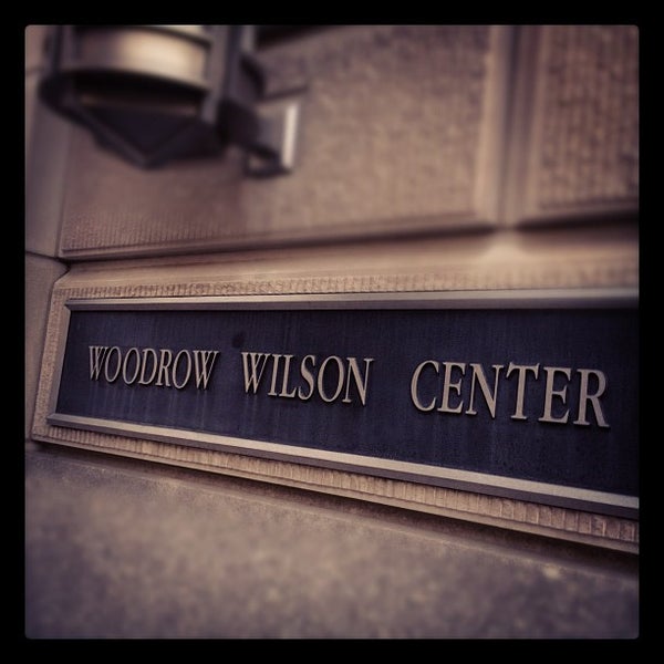 Foto tirada no(a) The Wilson Center por David M. em 11/14/2011