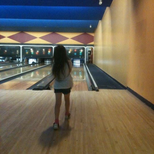 Photo taken at Palace Bowling &amp; Entertainment Center by Jeff D. on 6/23/2012
