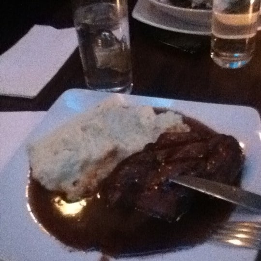 ordered a steak, it was delicious :)