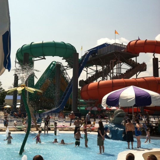 Photo taken at Funtown Splashtown USA by Karen L. on 8/20/2011