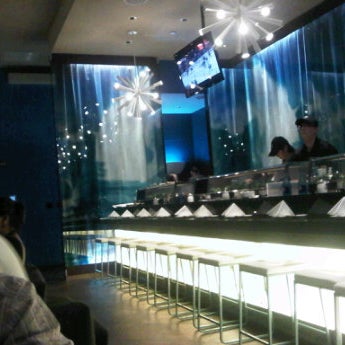 1/14/2012 tarihinde Mike M.ziyaretçi tarafından Blu Sushi'de çekilen fotoğraf