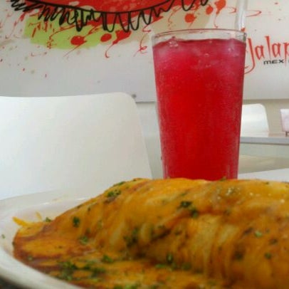 3/29/2012 tarihinde Janette M.ziyaretçi tarafından Jalapeños Mex Restaurant'de çekilen fotoğraf