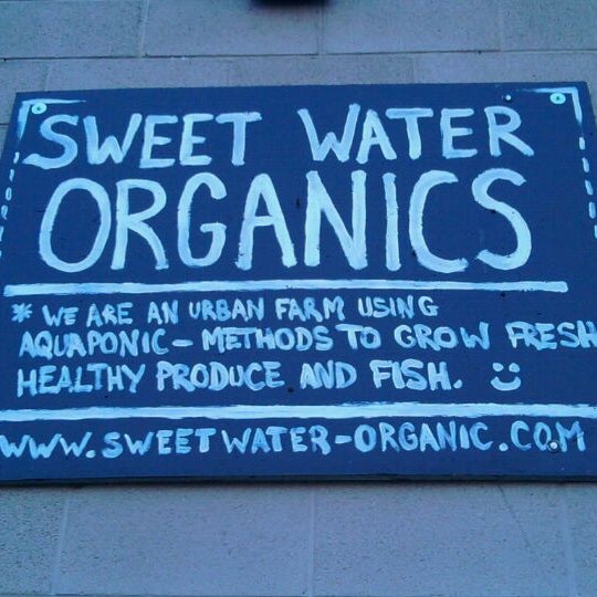 Foto scattata a Sweet Water Organics da V B. il 2/17/2012