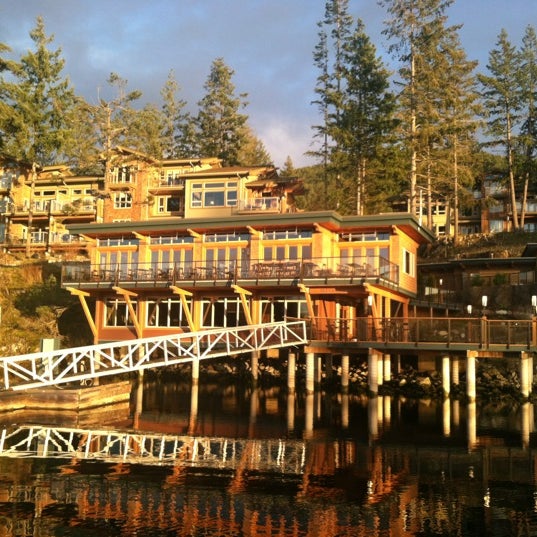 Foto scattata a Painted Boat - Resort Spa &amp; Marina da Perlorian B. il 1/22/2012