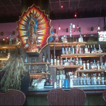 1/27/2012 tarihinde Sheena P.ziyaretçi tarafından Pink Taco'de çekilen fotoğraf