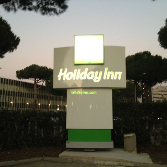 Photo taken at Holiday Inn by Diego D. on 2/16/2012