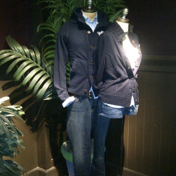 hollister genesee valley mall