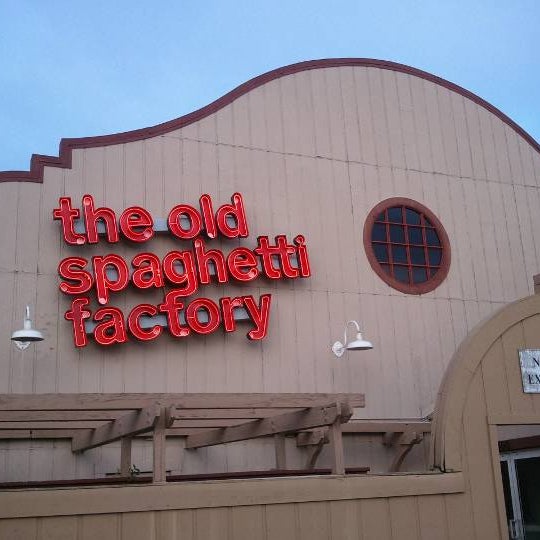 Photo taken at The Old Spaghetti Factory by marquette m. on 9/26/2011