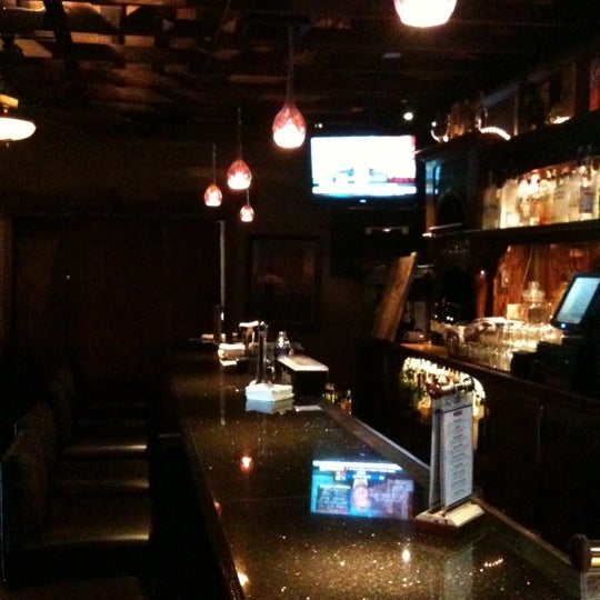 Foto tirada no(a) The Vintage Steakhouse por Steve G. em 7/20/2011