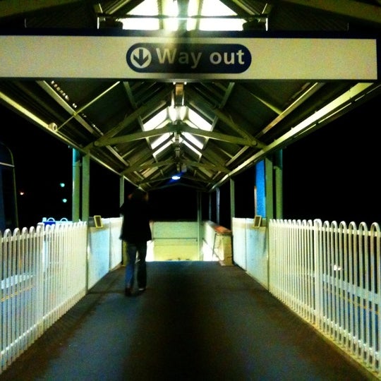 Artarmon Station Train Station