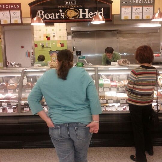 Photos at Publix Grocery Store in Zephyrhills