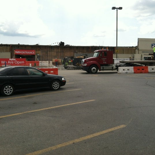 Photo taken at Hy-Vee by Mike S. on 7/9/2012