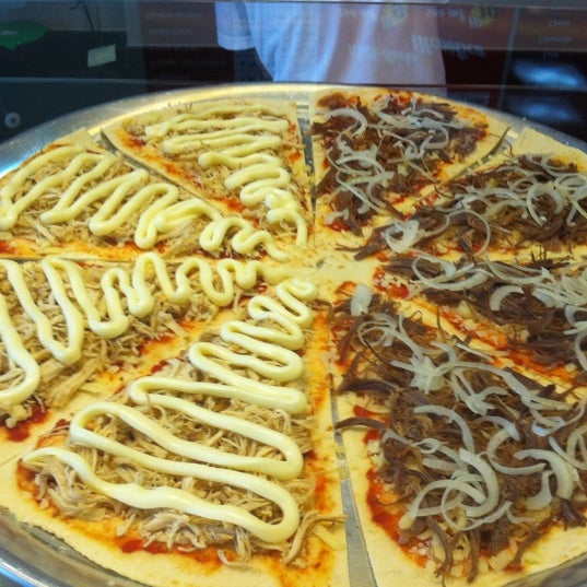 10/29/2011にDulce C.がShake Pizzaで撮った写真