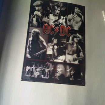 รูปภาพถ่ายที่ Rock-y Rock Bar โดย Başak S. เมื่อ 7/5/2012