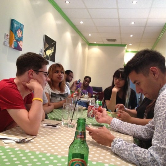 Nom Noms Cafe Elephant and Castle 97 Newington Butts