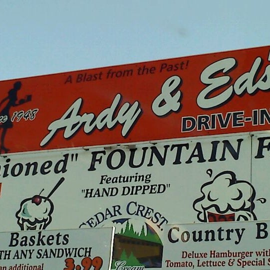 Photo taken at Ardy &amp; Ed&#39;s Drive In by Sarah on 3/25/2012