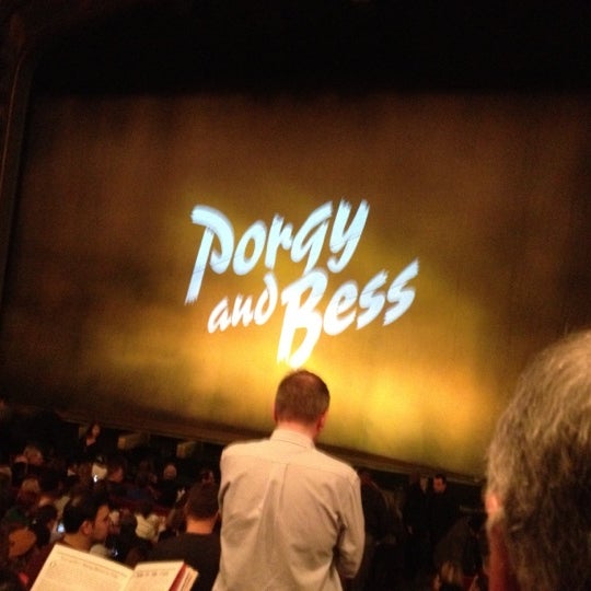 Das Foto wurde bei Porgy &amp; Bess on Broadway von Benito B. am 3/1/2012 aufgenommen