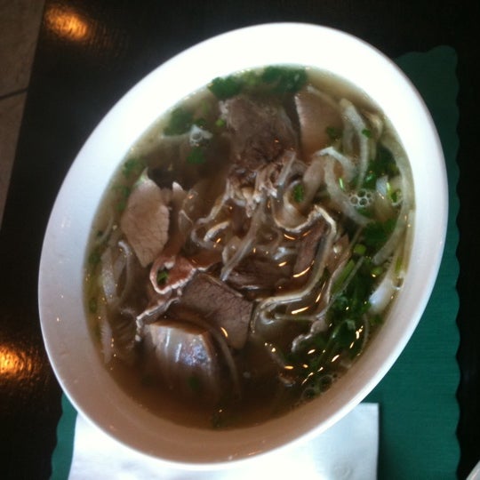 Photo taken at Pho Wagon by Evelyn K. on 9/8/2012