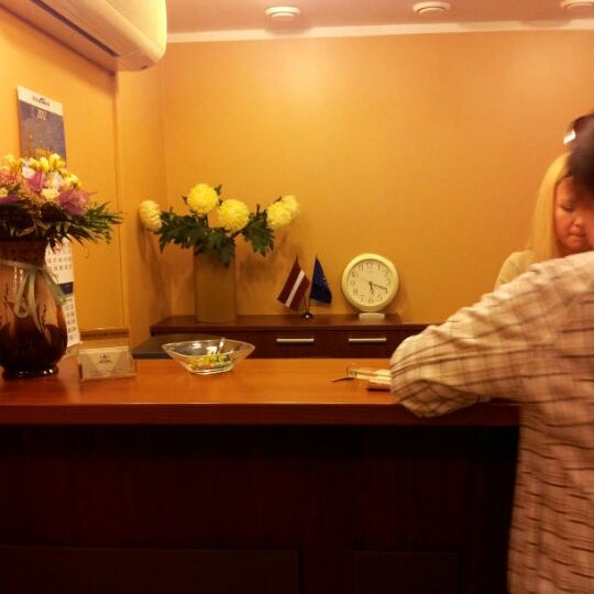 Foto diambil di Avitar Hotel Riga oleh Sasha B. pada 5/4/2012