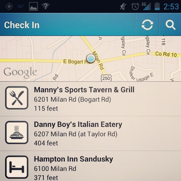รูปภาพถ่ายที่ Manny&#39;s Sports Tavern and Grill โดย Jeff L. เมื่อ 5/3/2012