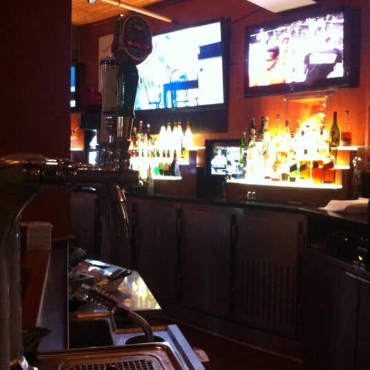 Photo taken at Wayne Gretzky&#39;s Toronto by Jason D. on 6/23/2012