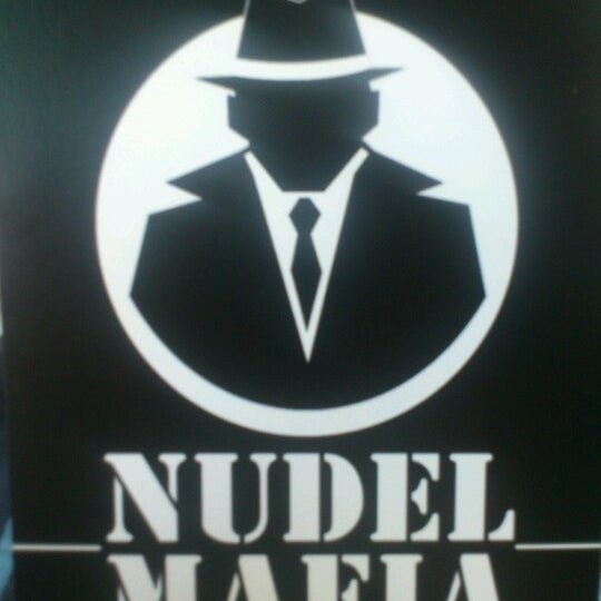 รูปภาพถ่ายที่ Nudel Mafia โดย Jojo j. เมื่อ 7/25/2012
