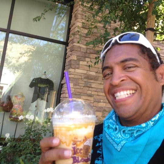 Photo taken at The Coffee Bean &amp; Tea Leaf by David A. on 7/6/2012