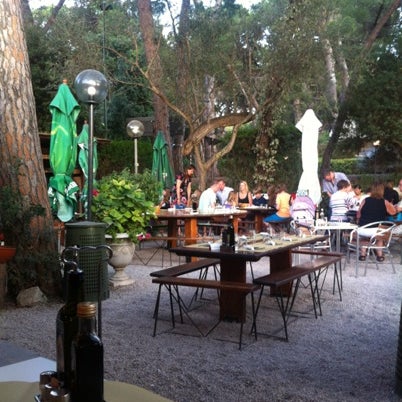 Das Foto wurde bei &quot;La Griglia&quot; Bar Ristorante Pizzeria von wolfango p. am 7/25/2012 aufgenommen