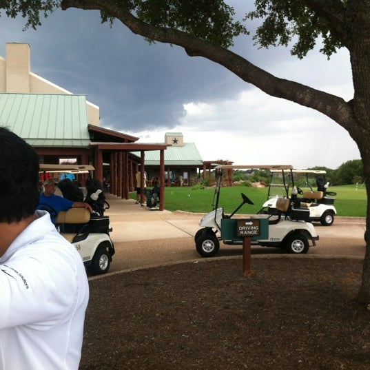 Снимок сделан в The Golf Club at Star Ranch пользователем Daniel A. 7/8/2012