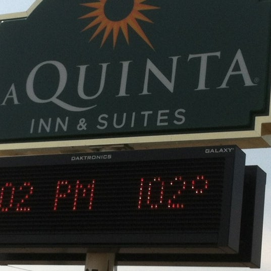 Photo taken at La Quinta Inn &amp; Suites Lancaster by Pete C. on 7/7/2012