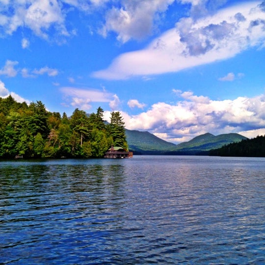 Foto tirada no(a) Lake Placid Lodge por Kristen W. em 7/7/2012