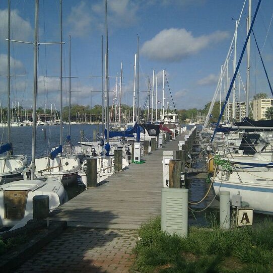 Chesapeake Sailing School Annapolis, MD