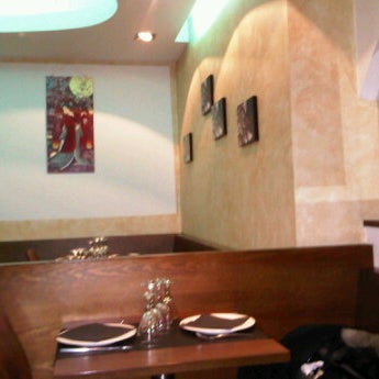 Foto diambil di Restaurant Mito oleh Diana P. pada 1/13/2012