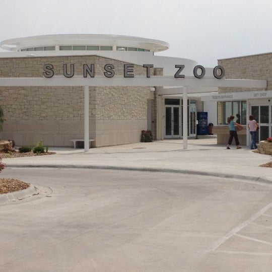 Sunset Zoo 2333 Oak St