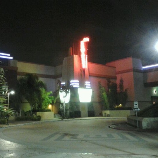 Fotos en Regal Edwards South Gate & IMAX Cine en South Gate