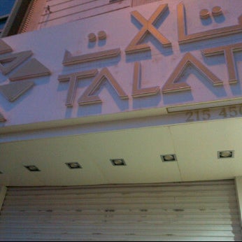 5/11/2012 tarihinde Lamia N.ziyaretçi tarafından TALAT Boutique'de çekilen fotoğraf