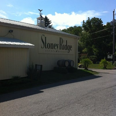 8/12/2012にPromotion Resource GrouoがStoney Ridge Estate Wineryで撮った写真