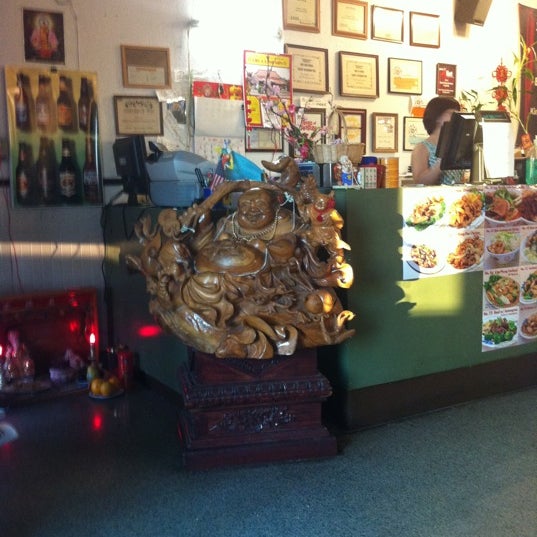 8/27/2011 tarihinde Avi H.ziyaretçi tarafından Kim Phung Restaurant - North Lamar'de çekilen fotoğraf