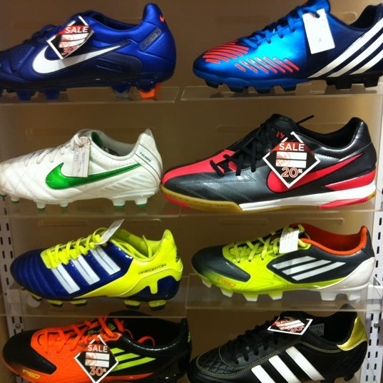 The Athlete's Foot Robinsons Place