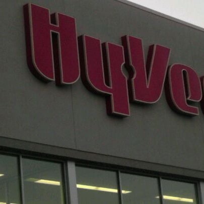 Photo taken at Hy-Vee by Stephen M. on 8/23/2011