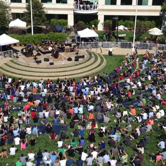 Apple Beer Bash Now Closed Beer Garden In North De Anza Boulevard