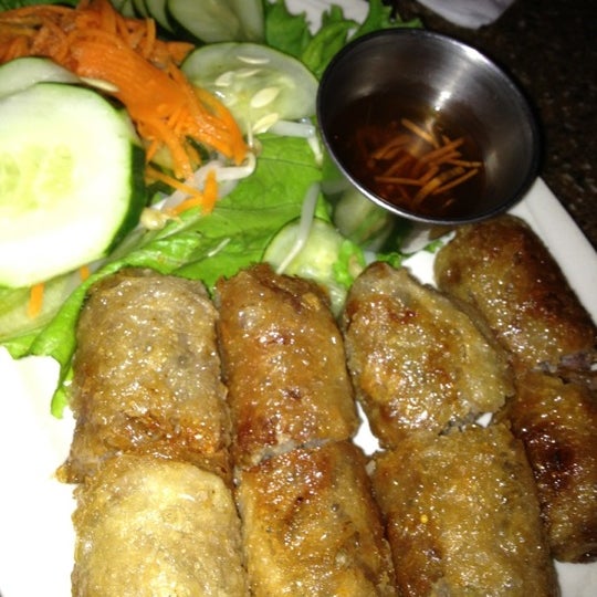Foto scattata a Saigon Grill da Won Ha J. il 8/8/2012