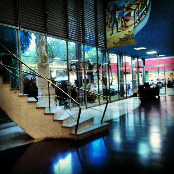 Fotos em Escola de Arquitetura da UFMG Savassi Belo Horizonte, MG Fotos em Escola de Arquitetura da UFMG Savassi Belo Horizonte, MG