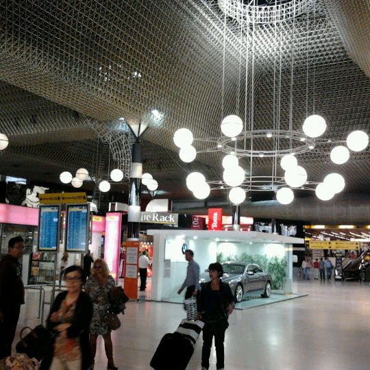 Fotos En Aeroporto De Lisboa Partidas Departures Terminal 1